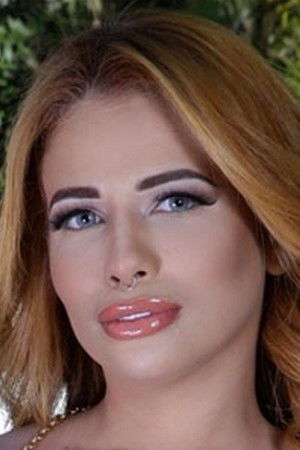 et billede af Bella Martinez