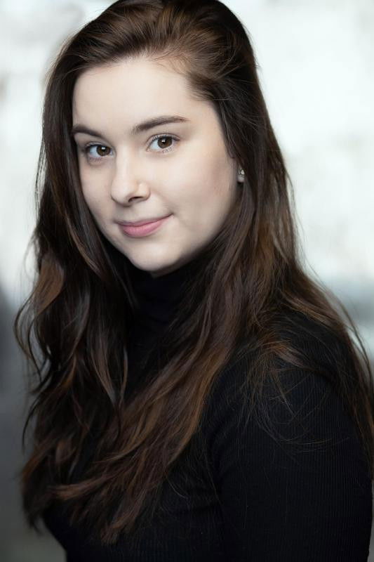 et billede af Erin Olivia Read