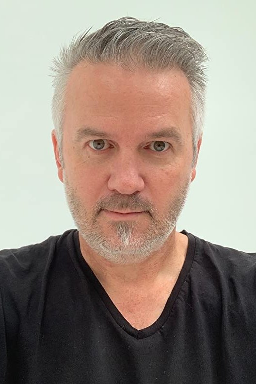 et billede af Justin Dix