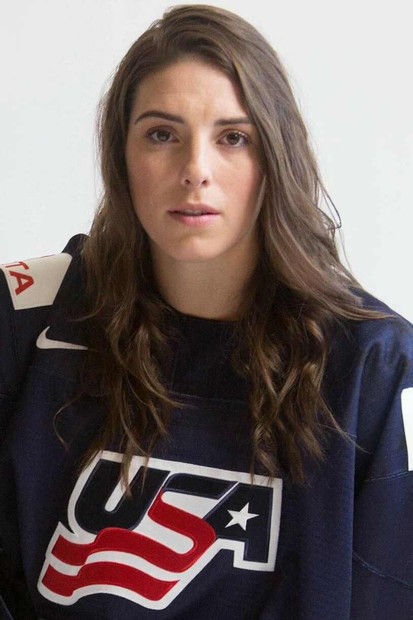 et billede af Hilary Knight