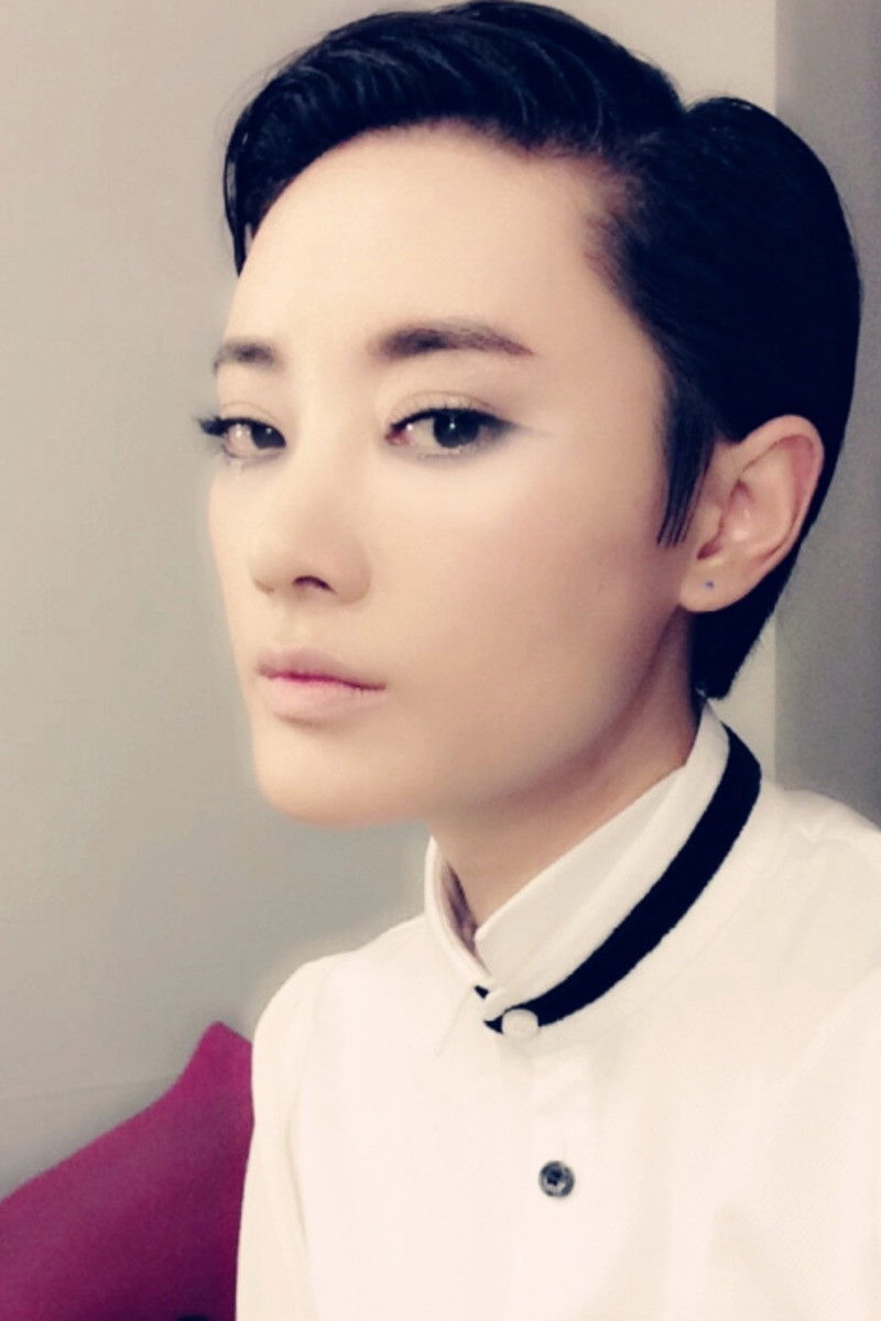 et billede af Yang Zhiyao