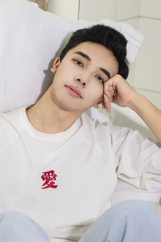 et billede af Zhuoting Li