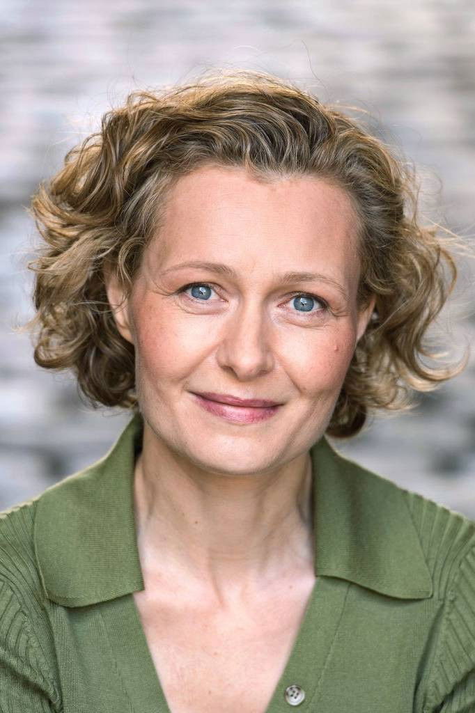 et billede af Emese Fáy