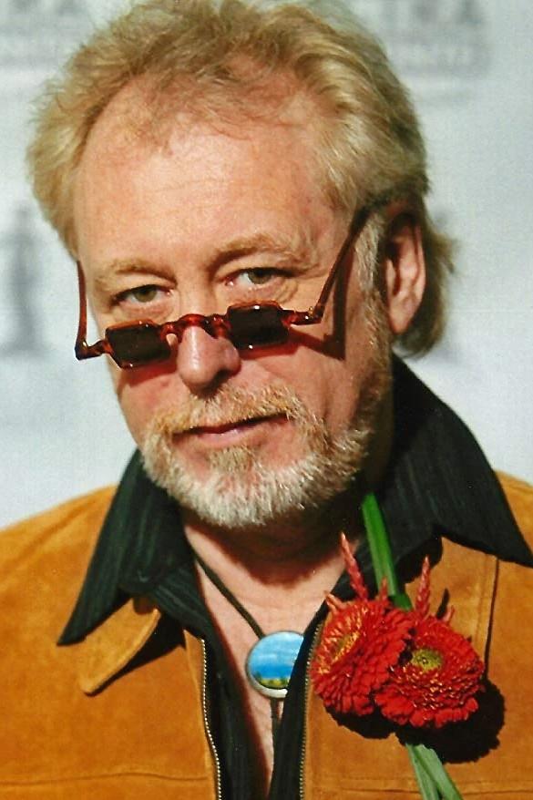 et billede af Adrian Truss