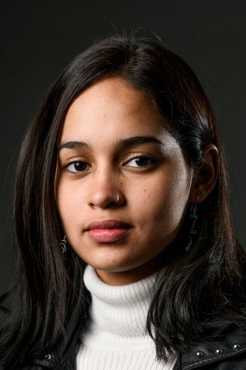Nicolle García's picture in the cast