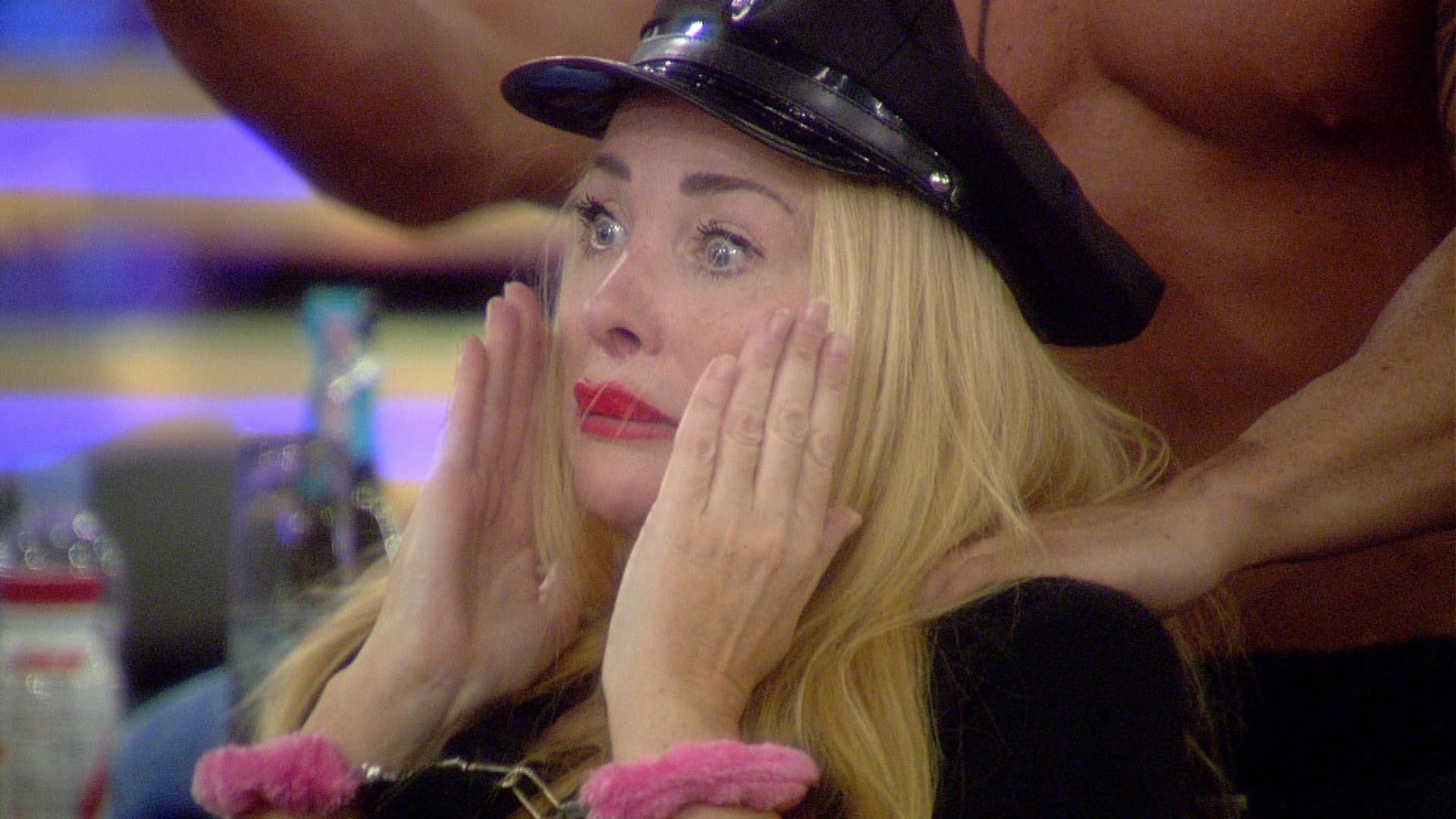 Big Brother 16x22