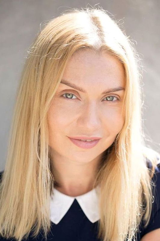 et billede af Cristina Cioran