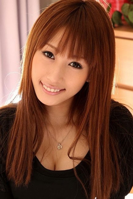 et billede af Ayase Tiara