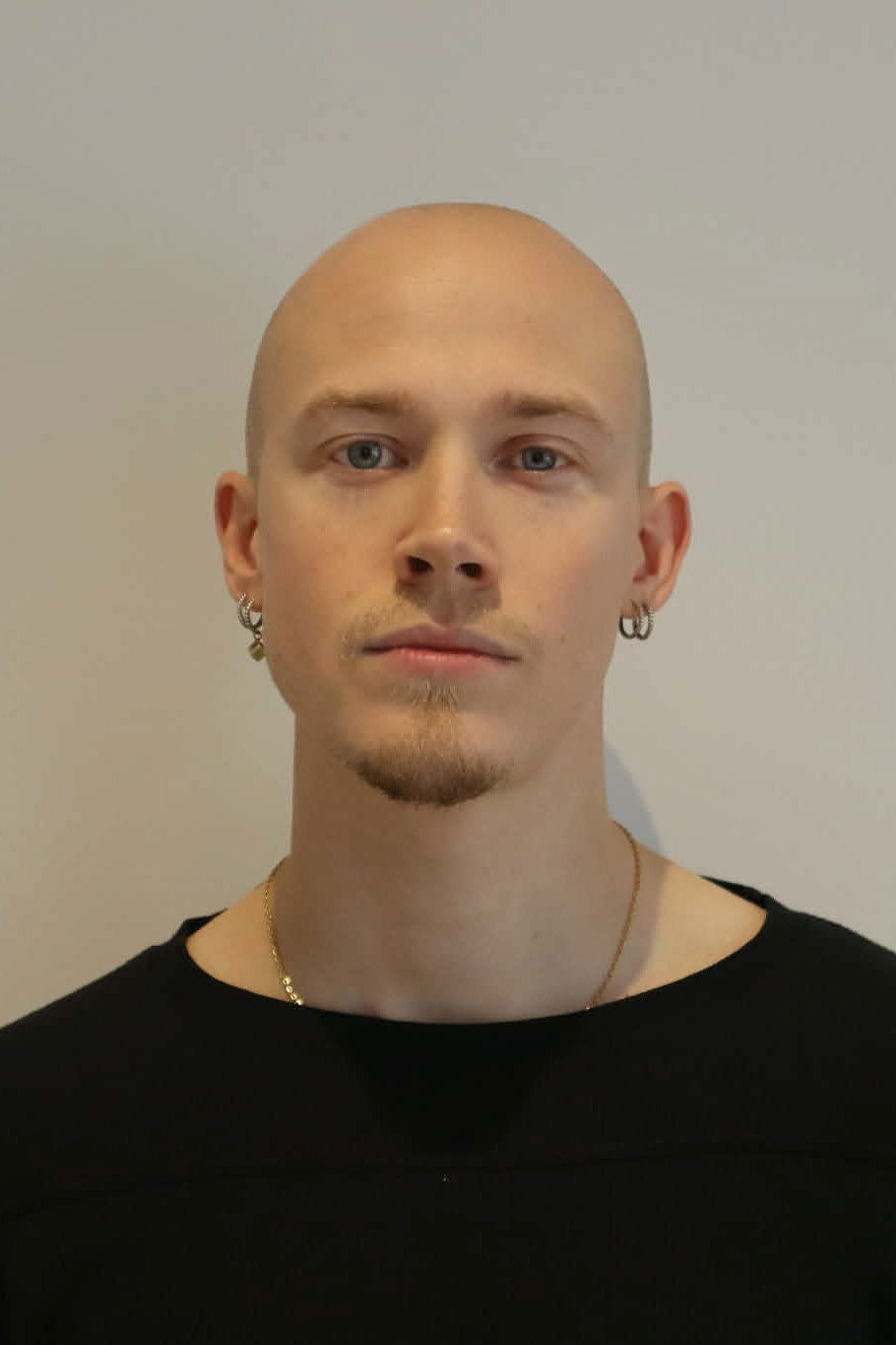 et billede af Julian Finne