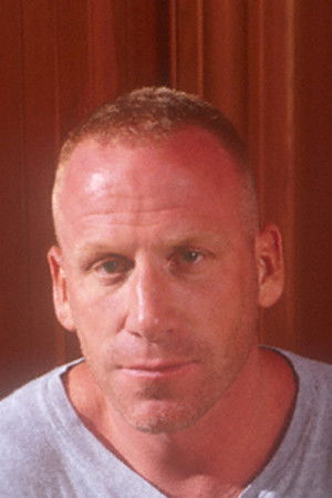 et billede af Jon-Michael Stuart