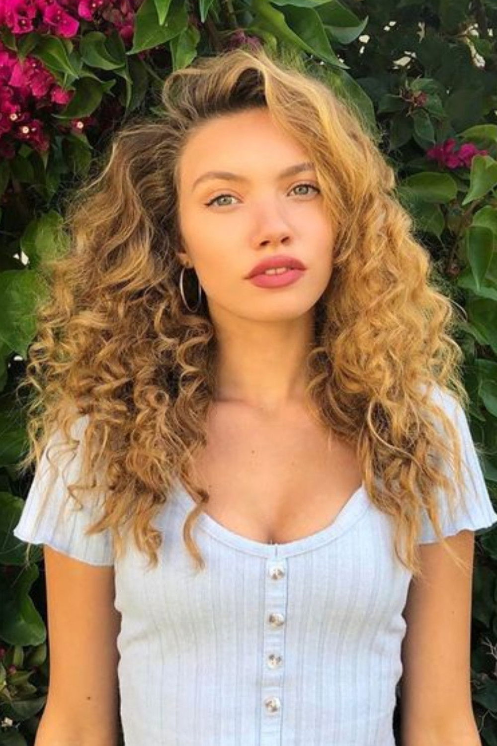 et billede af Bensu Uğur