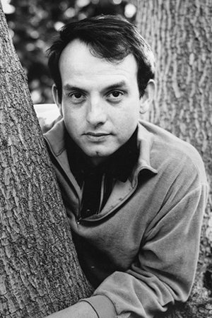 et billede af James Bridges