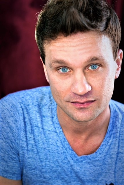 et billede af Scott DeFalco