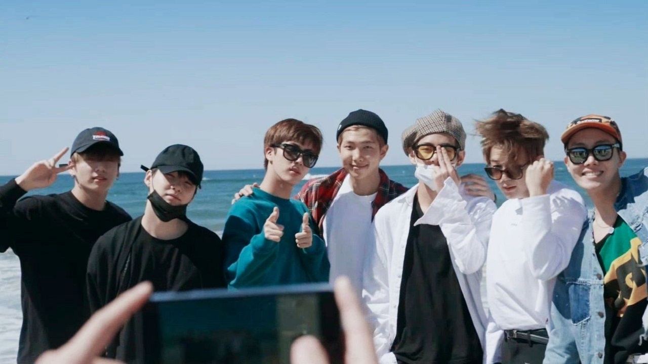 BTS: Burn the Stage