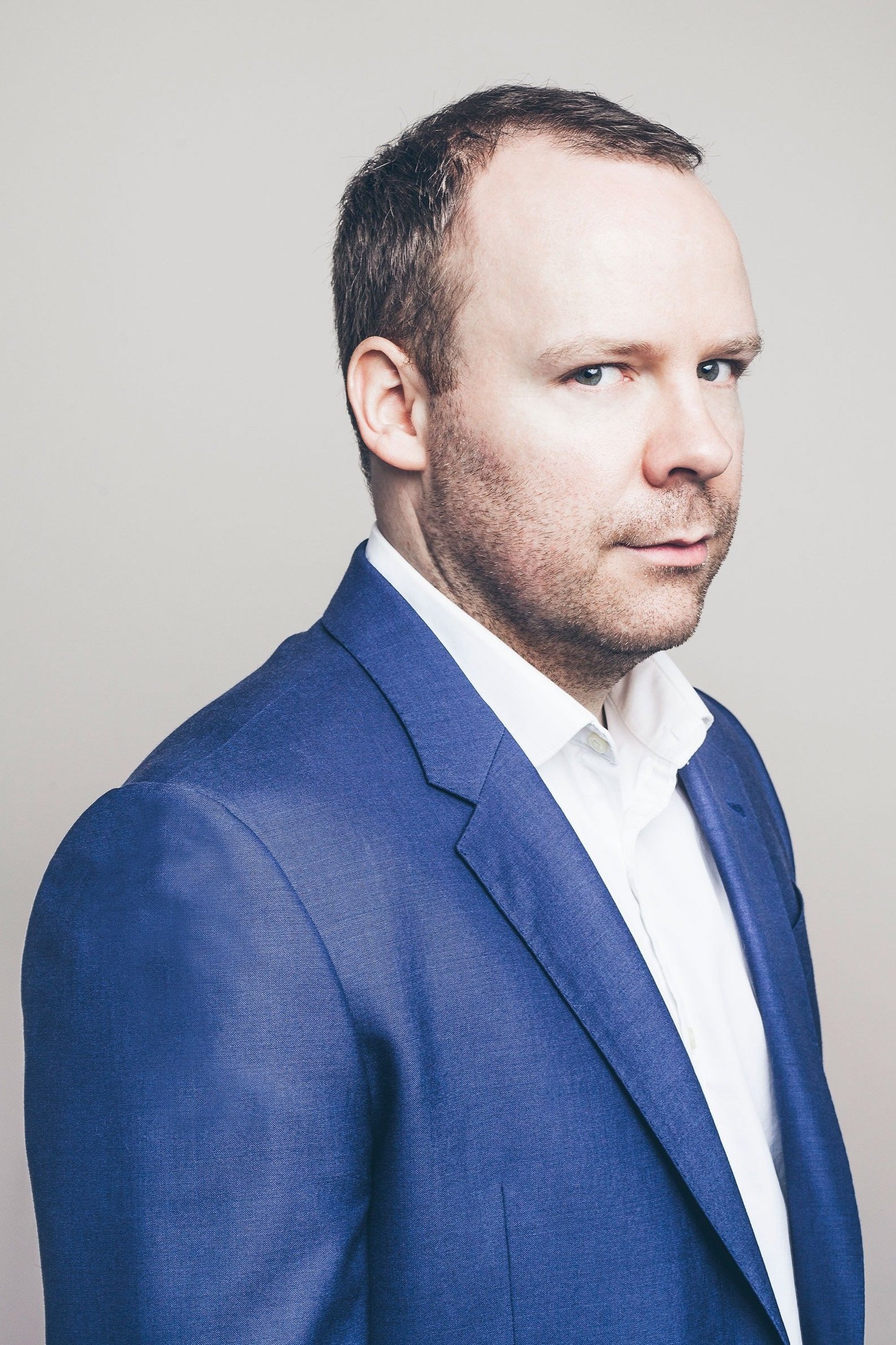 et billede af Neil Delamere