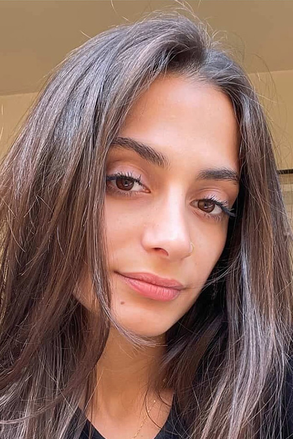 et billede af Erika Mallah