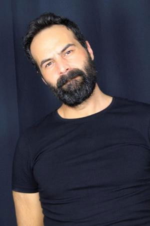 et billede af Enis Aybar