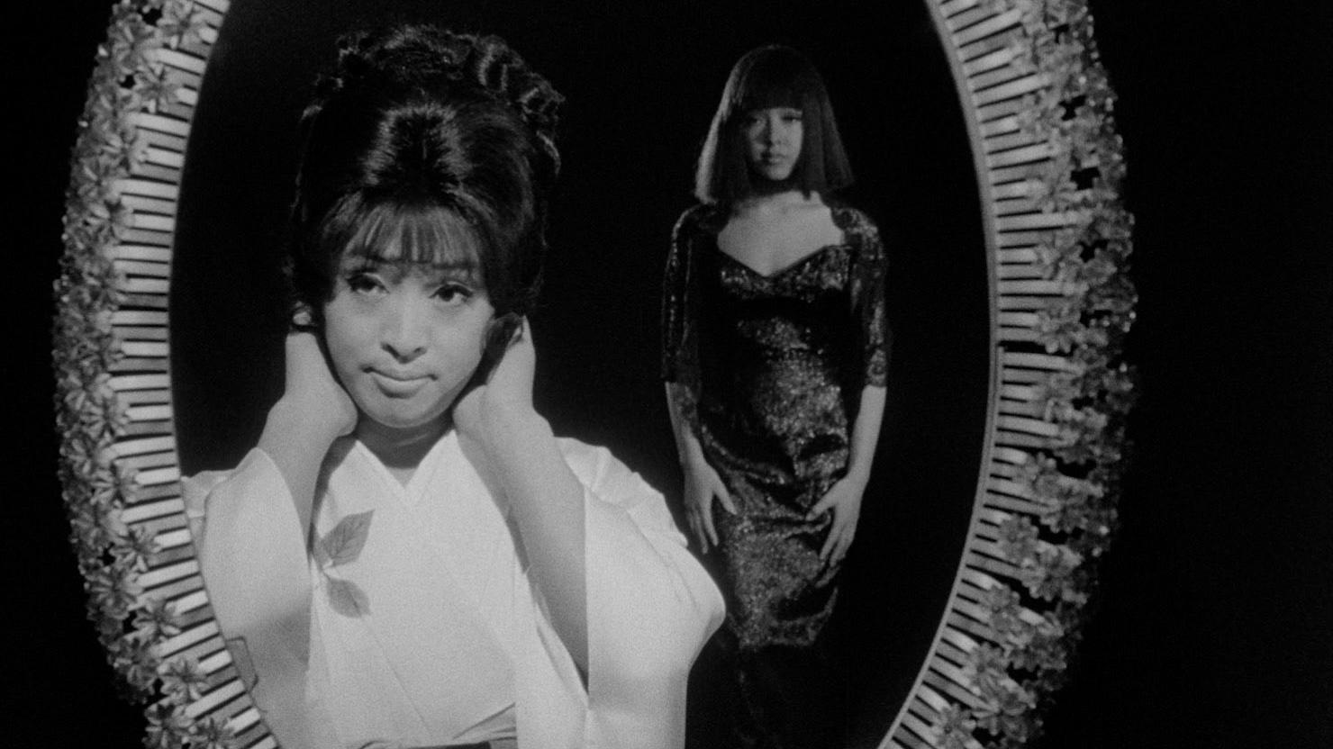 Funeral Parade of Roses