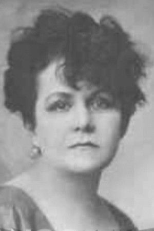 et billede af Marcsa Simon