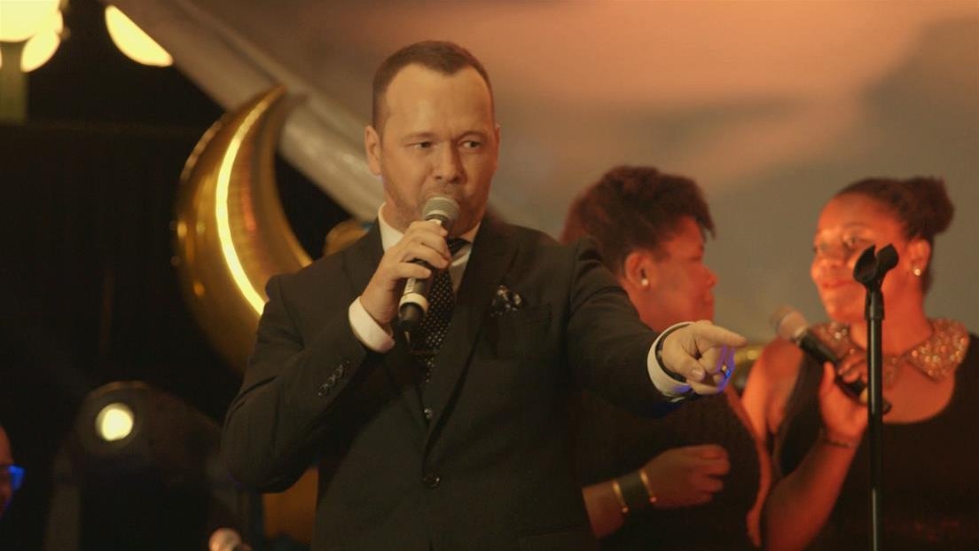 Donnie Loves Jenny