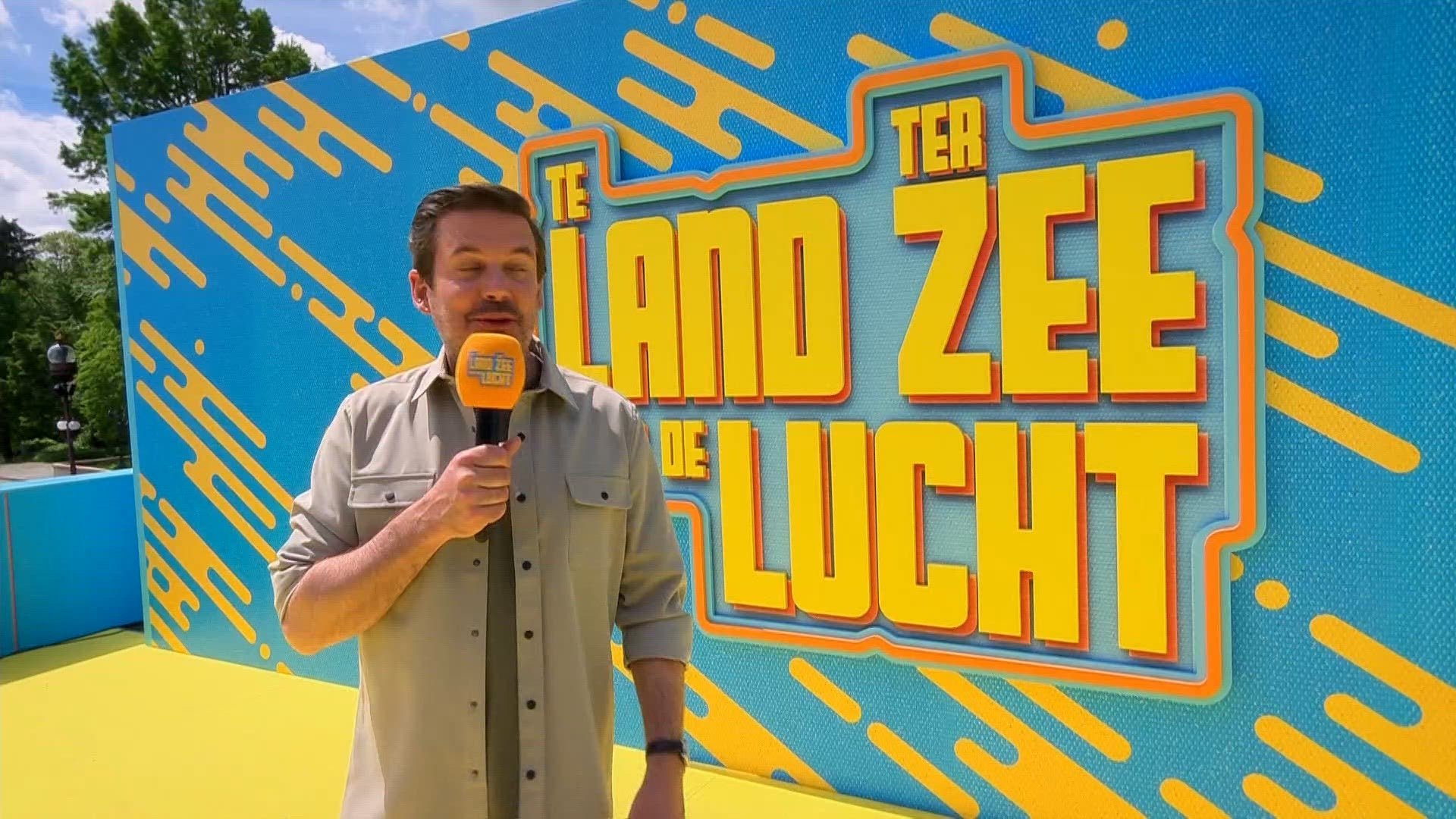 Te land, ter Zee en in de Lucht