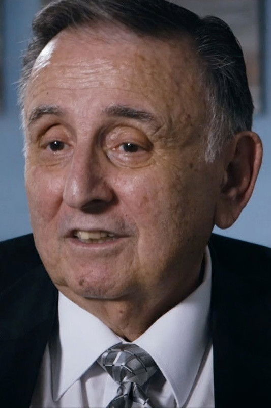 et billede af Anthony Petrucci