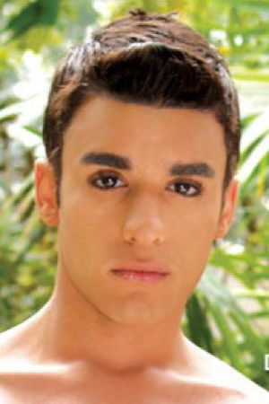 et billede af Derek Rivero