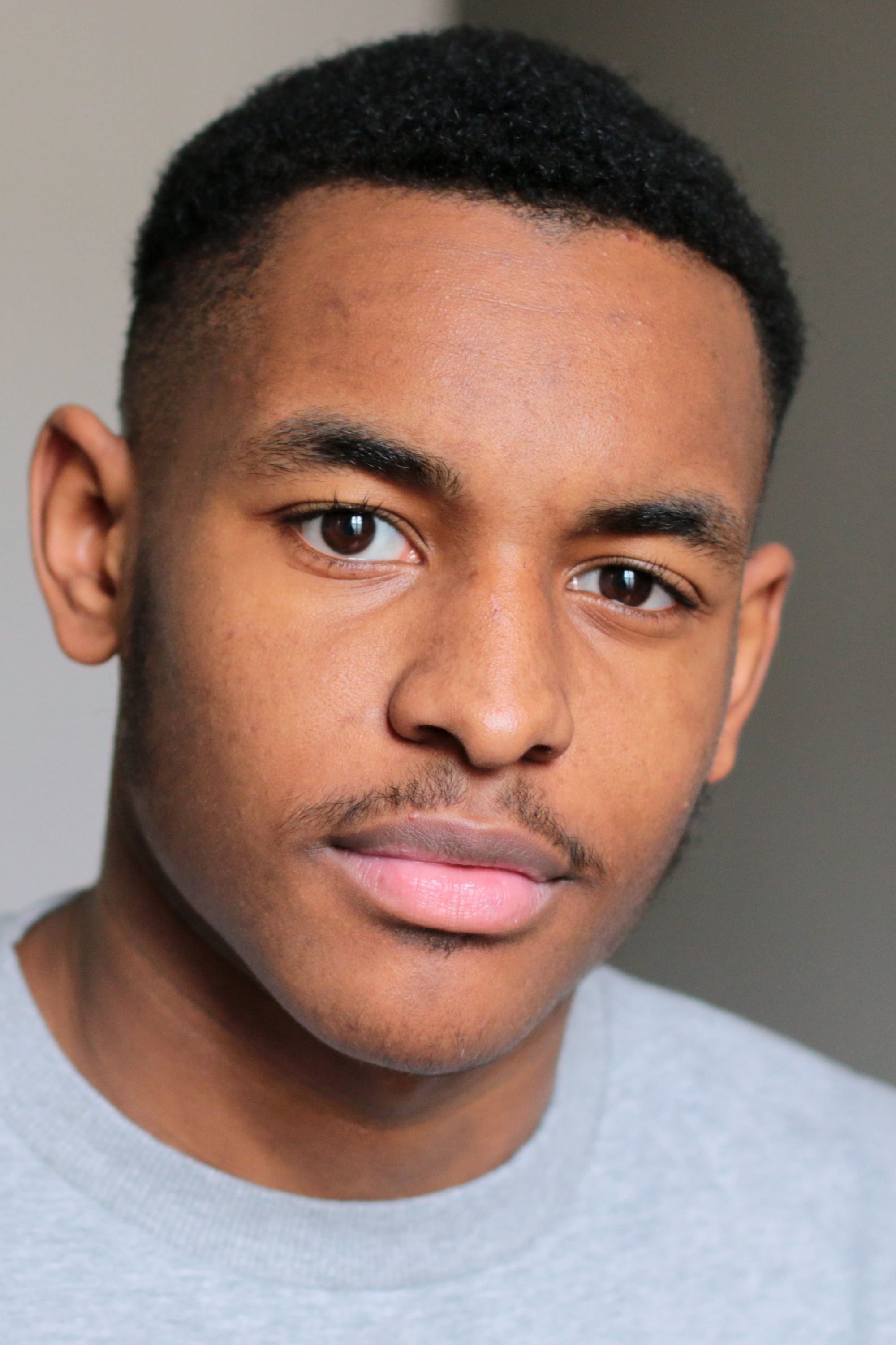 et billede af Adam Nourou