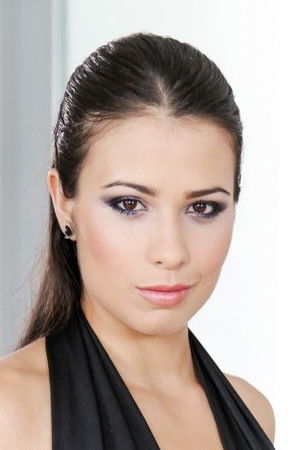 et billede af Mira Cuckold