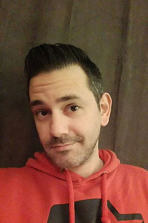 et billede af Stelios Petrakis