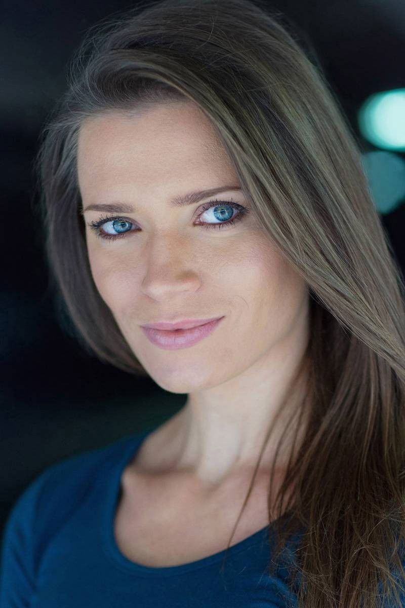 et billede af Marina Hova