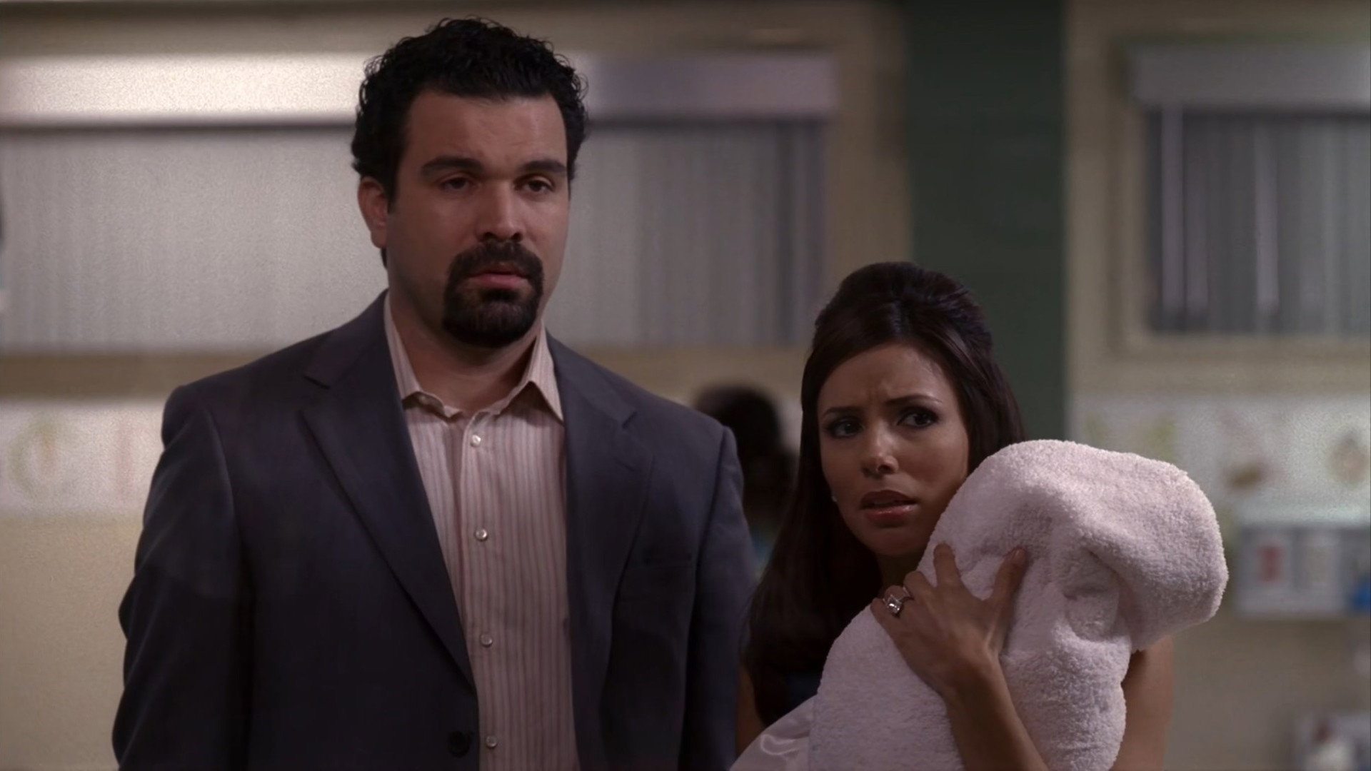 Desperate Housewives Season 2 :Episode 18  Everybody Says Don't