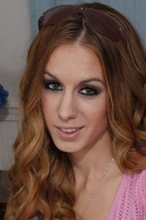 et billede af Alexis Paige