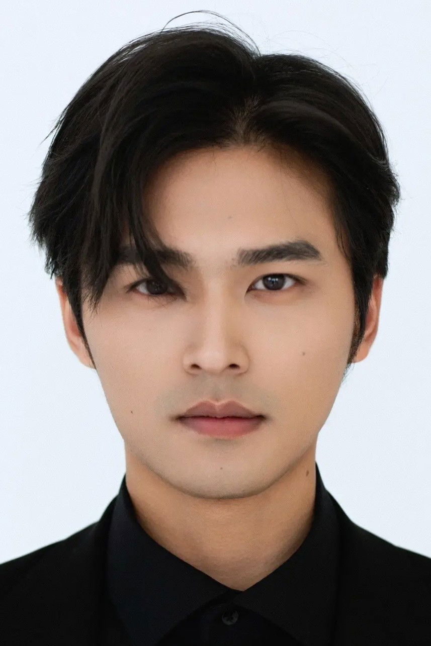 Wang Yingjie backdrop