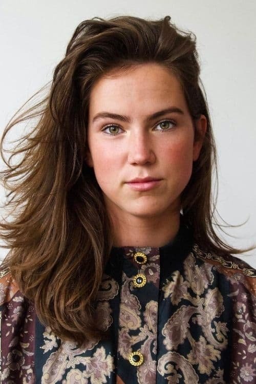 Eefje Paddenburg's picture in the cast