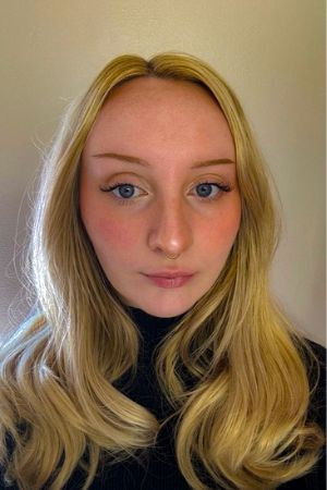 et billede af Jolee Soleil Brown