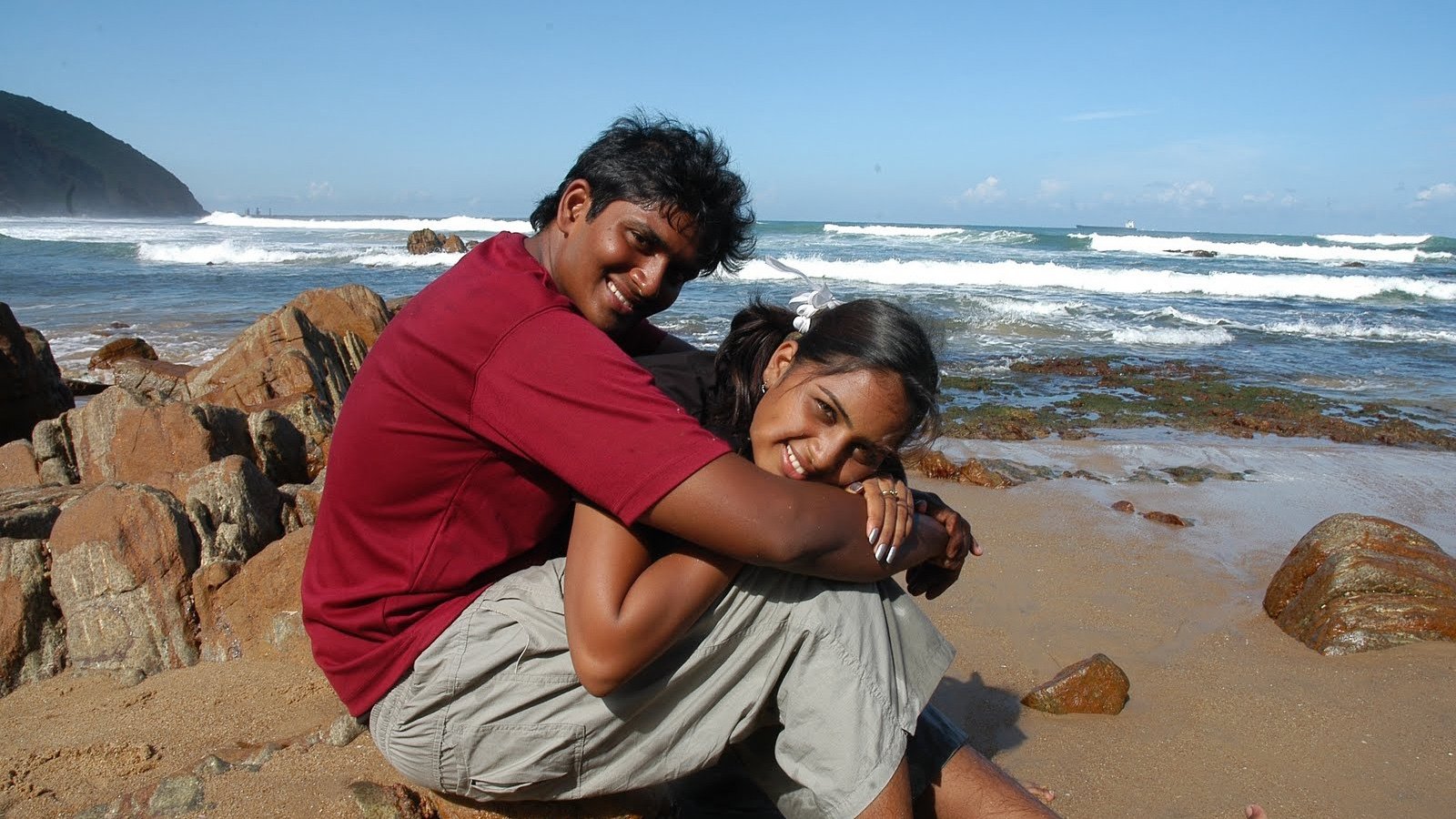 Kadhalagi (2010)
