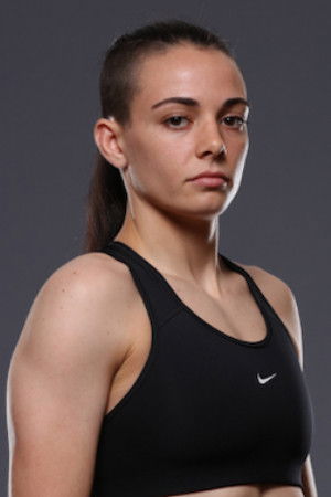 et billede af Fatima Kline