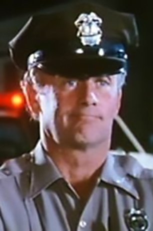 Julian Obyrd | Cop