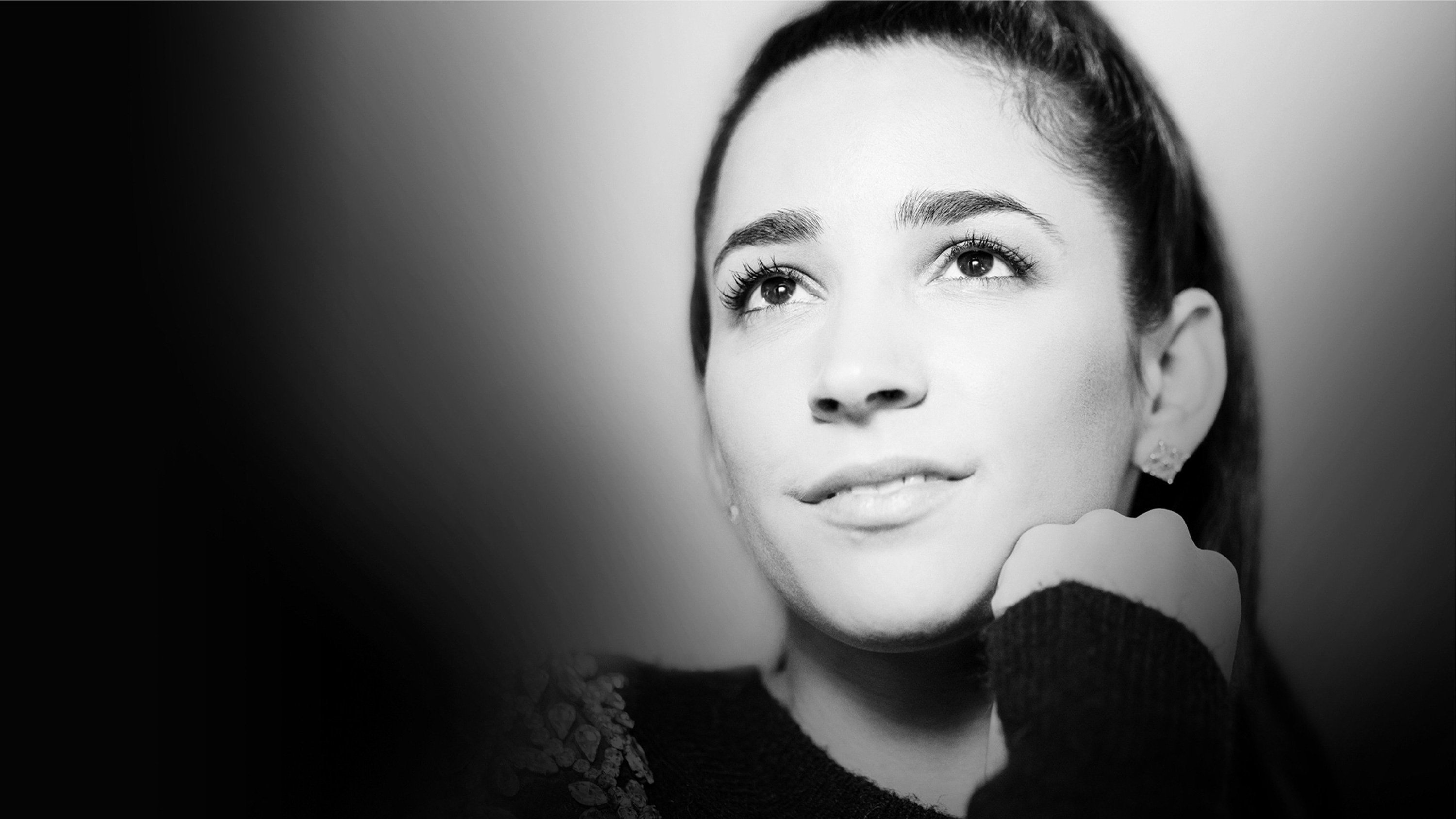 Aly Raisman: Darkness to Light (2021)