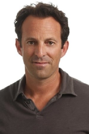 et billede af Scott Waugh
