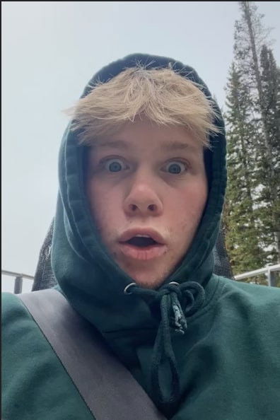 et billede af AJ Richardson