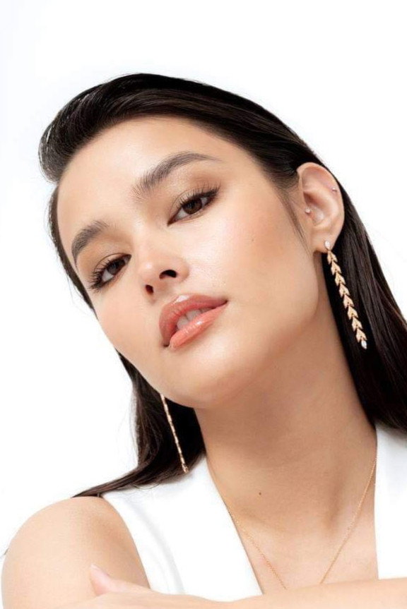 Liza Soberano