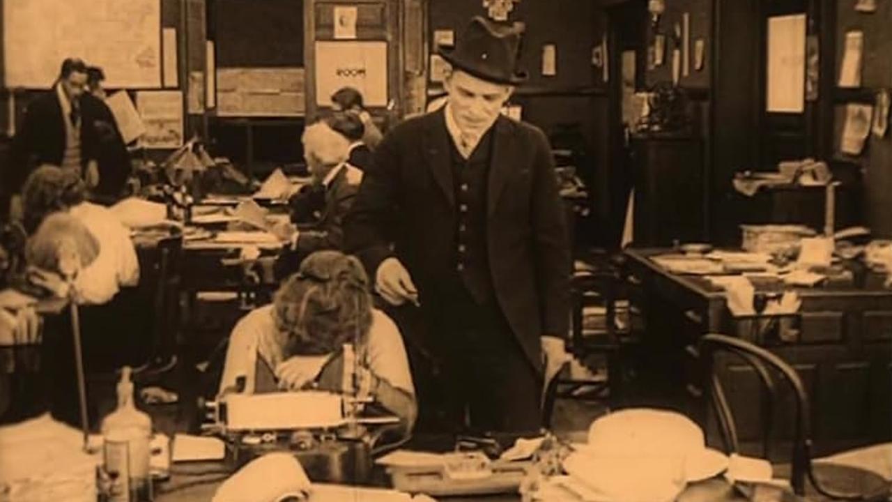 Dolly's Scoop (1916)