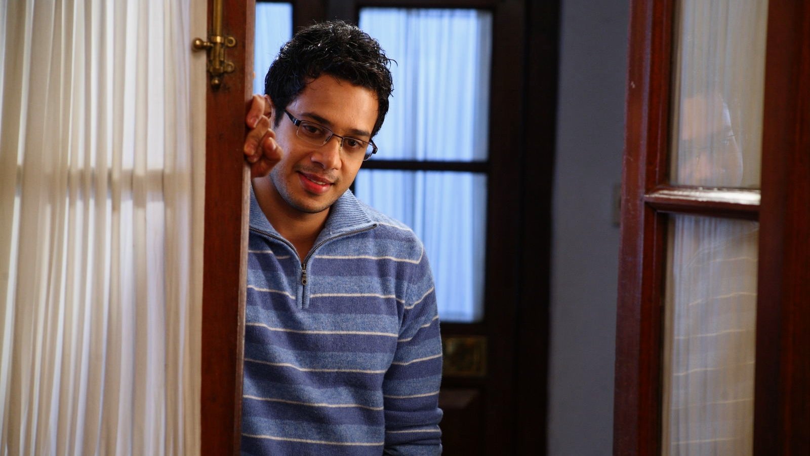 Kanden Kadhalai (2009)