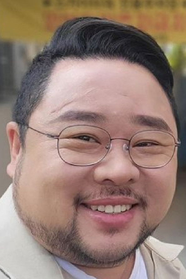 et billede af Song Young-gil