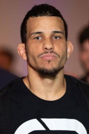 et billede af Carlos Candelario