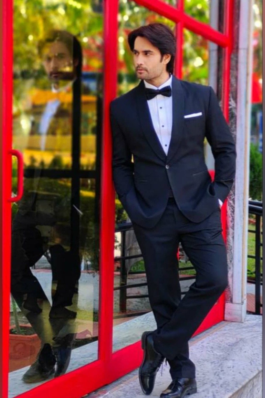 Vivian Dsena's picture in the cast