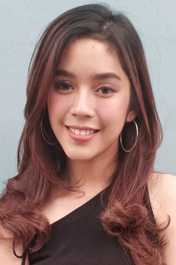 Fay Nabila's picture in the cast