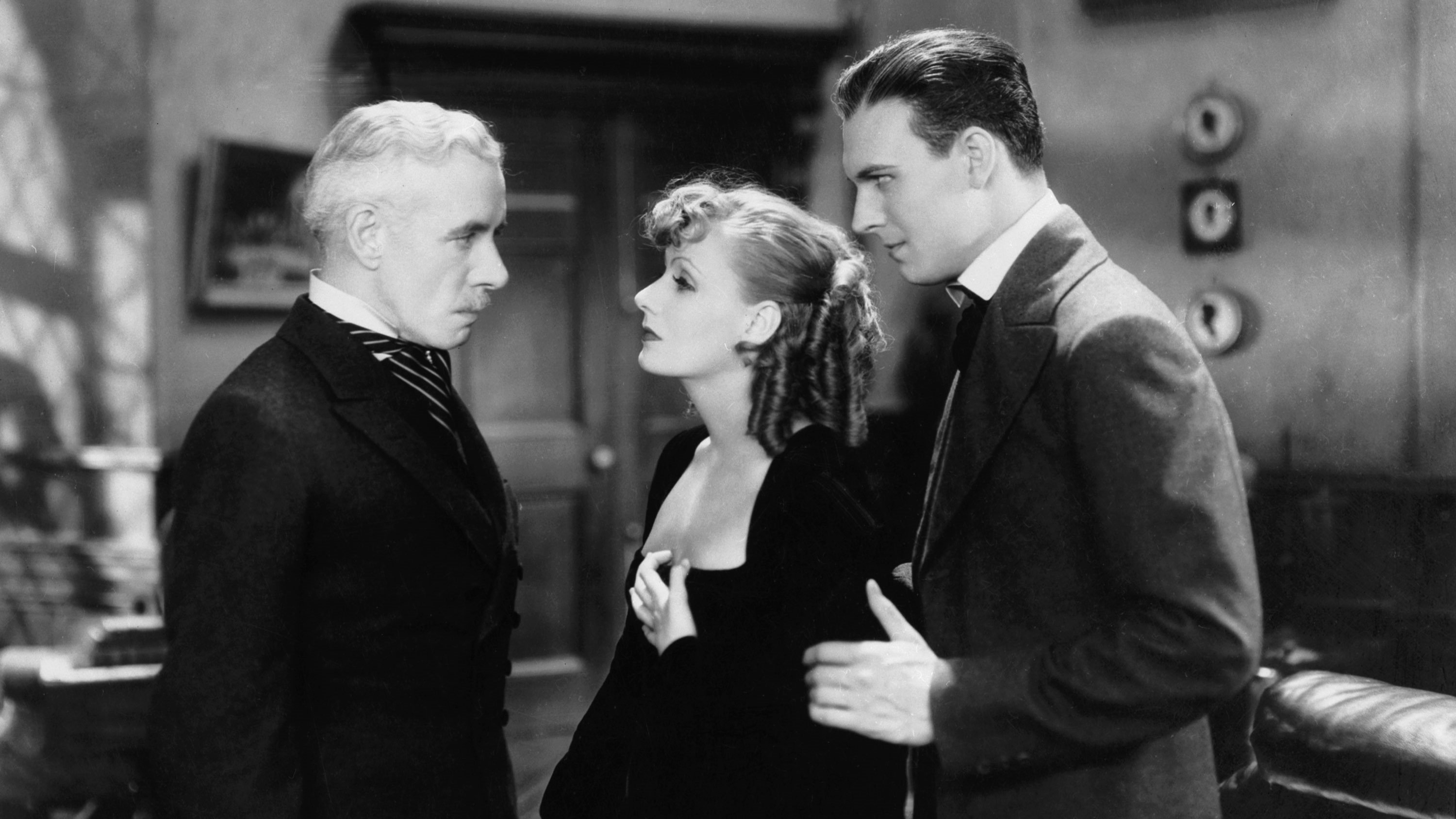 Romance (1930)